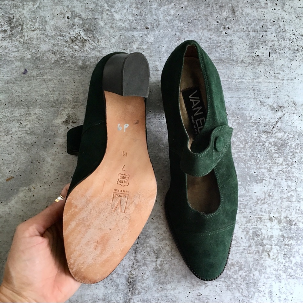 Vintage suede Vaneli heels, hunter green, size 7